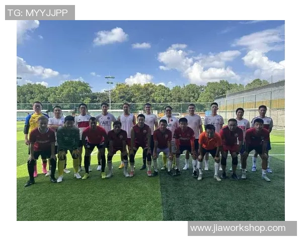 足球新手必看：掌握团队协作技巧助你快速融入比赛